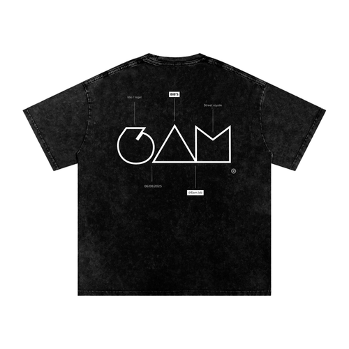 Dos du Acid Wash Oversize T‑Shirt 6AM × Bib’s en noir, grand print géométrique noir, vibe industrielle et statement visuel.