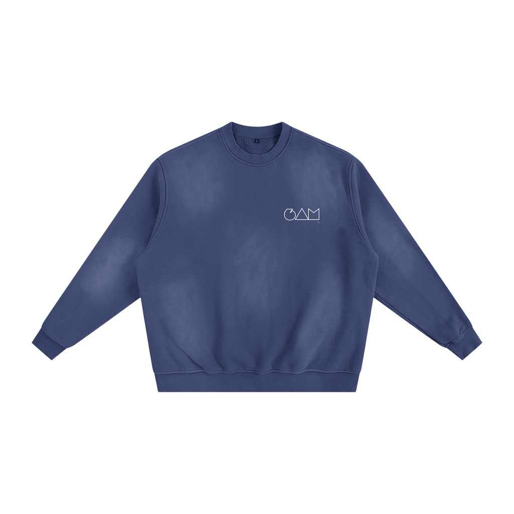 Sweatshirt bleu 6AM coupe boxy oversize, coton éponge français 400GSM, finition sunfade, intérieur molletonné.