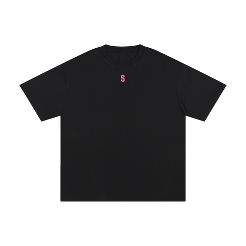T-shirt noir "Crew Limited" 6AM – logo "6" rose centré poitrine, coupe technique structurée.